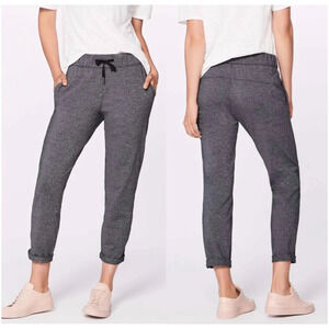 Lululemon‎ On The Fly Pant *28" in Heathered Black